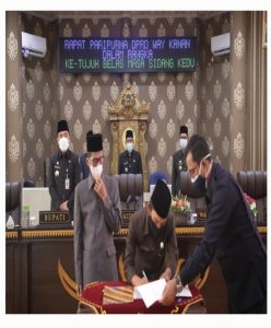 Bupati Adipati Hadiri Paripurna DPRD, Pengumuman Penetapan Cabup dan Cawabup Terpilih Kabupaten Way Kanan