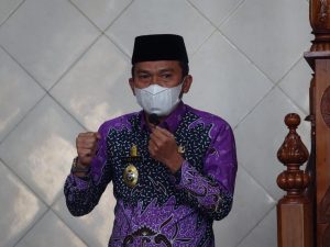 Ini Pesan Sekda Lamteng Saat Melaksanakan Sholat Jumaat Berjamaah di Masjid Agung Istiqlal