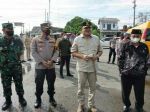 Bupati Lampung Tengah beserta Forkompinda Tinjau Sejumlah Pos Mudik