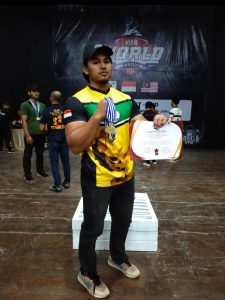 Pemuda Asal Lamteng Juara 2 Lomba Gulat Tangan/Panco Dipalembang Sumatera Selatan