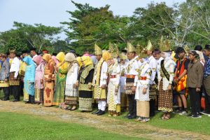 Zaidirina Pimpin Upacara Peringatan Hardiknas dan Hari Otda ke-27