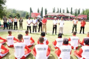 Bupati Tubaba Firsada Kunjungi dan Beri Semangat Kepada Calon Paskibraka