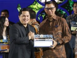 Dirut PLN Raih Best CEO of Communications, PLN Jadi Best of The Best Communications dengan 12 Penghargaan dari Menteri BUMN di Ajang BCOMSS 2024