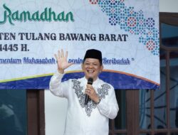 Pj Bupati Tubaba Bersama Penjabat Ketua TP-PKK Kunjungi Safari Ramadhan 1445 Hijriah