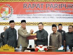 DPRD Tulang Bawang Barat Serahkan Rekomendasi LKPJ 2024