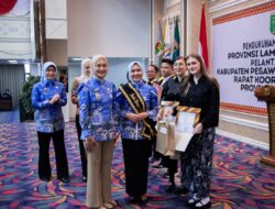 Wagub Jihan Nurlela Kukuhkan Tim Literasi Provinsi Lampung 2025-2030, Tekankan Literasi sebagai Perisai Hadapi Tantangan Zaman