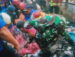 Si Jago Merah Melalap Permukiman Padat, Babinsa Serda Yana Jadi Ujung Tombak Respons Cepat di Lokasi Kebakaran