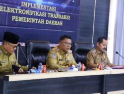 Sekda Way Kanan Pimpin Rapat Evaluasi Capaian Pajak dan Retribusi Daerah Triwulan III