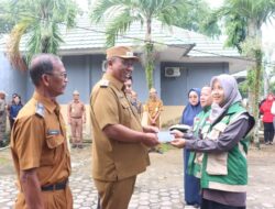 Perkuat Ketahanan Pangan, Plt. Bupati Lampung Tengah Serahkan Buku Tabungan untuk 193 PPL