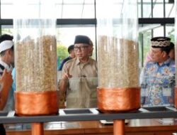 Hilirisasi Jadi Kunci, Gubernur Dorong UMKM Ekraf Naik Kelas
