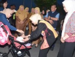 Wulan Mirza Sambut Kepulangan Camelia, Anak Pringsewu yang Terlantar di Negeri Jiran