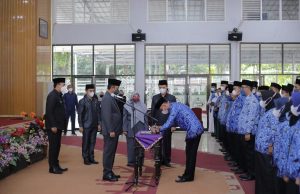 Wabup Way Kanan, Lantik Pejabat Administrasi Kedalam Jabatan Fungsional Melalui Penyetaraan Jabatan