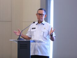 Buka Raker Forum Investasi Lampung 2024, Sekdaprov Fahrizal Berharap Investasi yang Masuk ke Lampung Dapat Buka Lapangan Kerja Baru dan Serap Tenaga Kerja Lokal