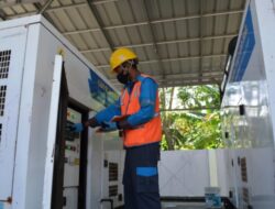 Cuaca Ekstrem Tak Surutkan PLN Jaga Pasokan Listrik Tetap Aman hingga Pulau Terluar Lampung Saat Ramadhan dan Lebaran 1445H