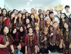 Anak-anak Paduan Suara THLC Ikut Meriahkan Peresmian Gedung Perpustakaan Arsip Lampung