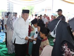 Gubernur Arinal dan Ibu Riana Hadiri Pengajian Akbar Pemprov Lampung di Lamsel, Juga Beri Bantuan Pupuk, Vaksin dan Benih Ikan