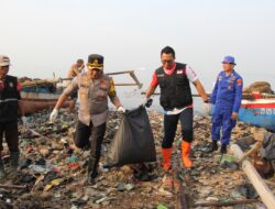 Aksi Bersih Pantai, Cara Polresta Bandar Lampung Sambut HUT Bhayangkara Ke 78