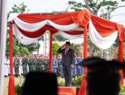 Penjabat Gubernur Lampung, Samsudin, Pimpin Upacara Hari Pahlawan 2024: “Teladani Pahlawanmu, Cintai Negerimu