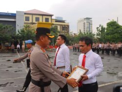 Tangkap DPO Curanmor Saat Ultah, Kapolresta Bandar Lampung Berikan Reward Kepada Aipda Deni dan Bripka Moris