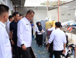 Respons Cepat Penertiban Menyeluruh! Kakanwil Ditjenpas Lampung bersama Kalapas kotabumi gelar Razia bersih-bersih Bersama