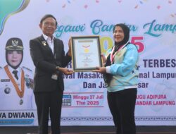 Pemkot Bandar Lampung Mendapatkan Rekor Muri atas Sekubal Terbesar di Dunia