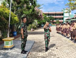 Babinsa Koramil 410-01/Panjang Lakukan Pembinaan PBB di SMP Xaverius 3 Bandar Lampung