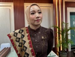 Lesty Minta Proyek Jalan Tuntas Tepat Waktu