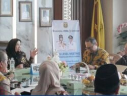 Jaga Stabilitas Harga Menjelang Lebaran, Wali Kota Eva Dwiana Pimpin Rapat High Level Meeting TPID