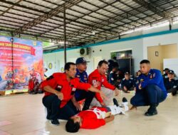 Gandeng Damkar dan PMI PLN UP3 Metro Gelar Pelatihan Tanggap Darurat dan Pemadam Kebakaran