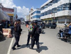 Personel Satbrimob Polda Lampung Laksanakan Patroli Dialogis dalam Operasi Ketupat Krakatau 2026