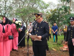 Polda Lampung Berduka : Kapolda Hadiri Upacara Pemakaman Bripka Anumerta Arya Supena yang Gugur Dalam Tugas