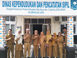 Bupati Ayu Tinjau Disdukcapil Way Kanan, Pastikan Layanan Adminduk Gratis dan Optimal