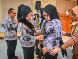 Bupati Ayu Asalasiyah Dikukuhkan Sebagai Ibunda Guru Way Kanan di Konkerprov II PGRI Lampung