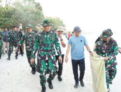 Radin Inten Asri Satukan Ribuan Warga, Pantai Bersih dan Kebersamaan Mengalir