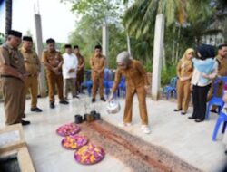 Peringati Hari Lahir, Pemkab Way Kanan Ziarah ke Makam Mantan Bupati