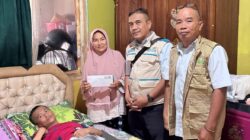 YBM PLN UP3 Tanjung Karang Salurkan Bantuan Pengobatan Warga Sukadana Ham