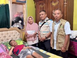 YBM PLN UP3 Tanjung Karang Salurkan Bantuan Pengobatan Warga Sukadana Ham